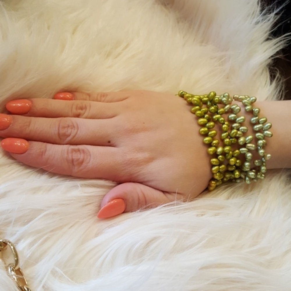 4 GREEN‎ SMALL SEED BEAD STRETCH BRACELETS